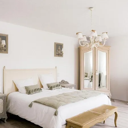 招待所 Le Bonheur De L'instant 3*